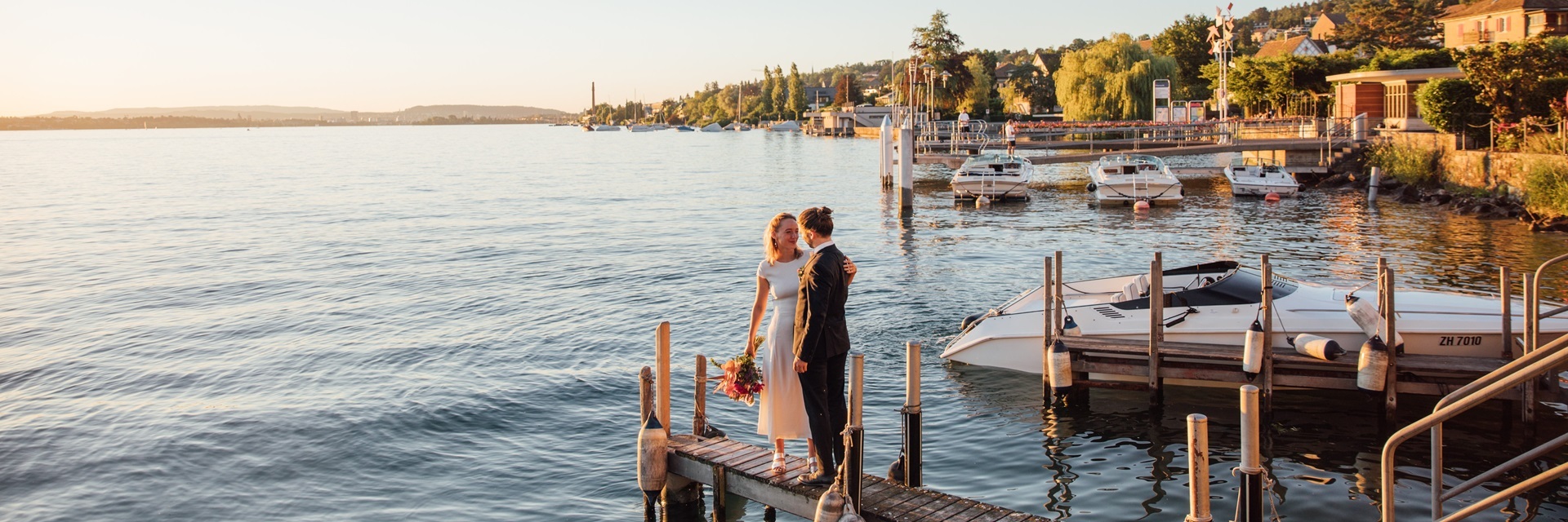 Heiraten in der Sonne am Zürichsee – eine Idee zum Verlieben.